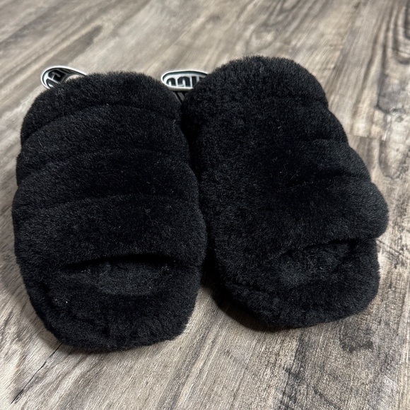 UGG Fluff Yeah Slide Sandal in Black Size 9 Comfortable Slippers Trendy Viral - Picture 3 of 9